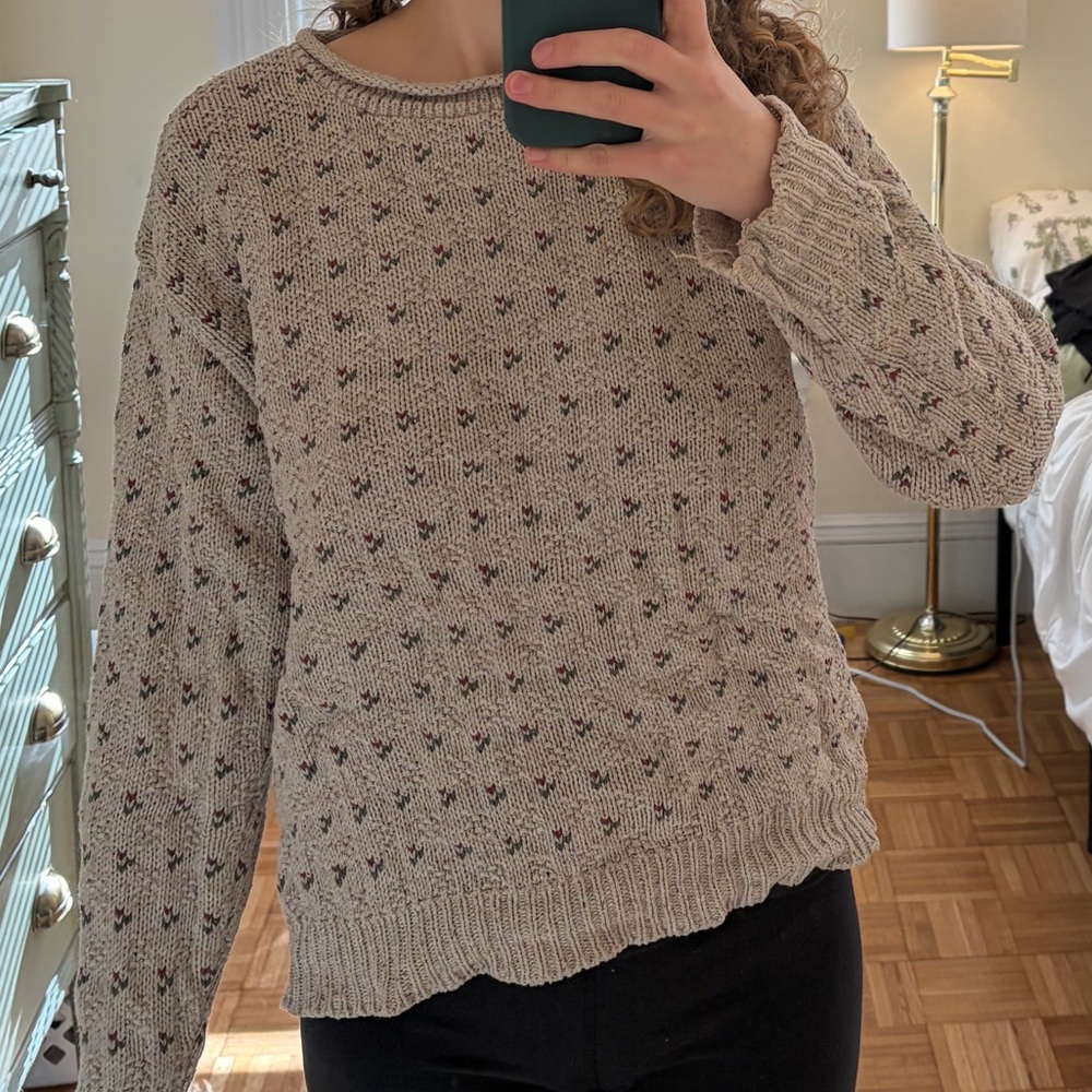 Vintage tulip design sweater